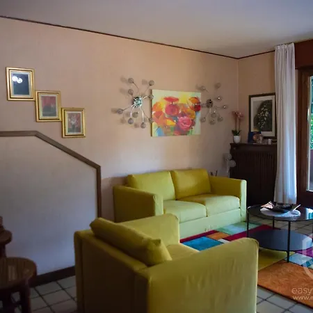 דירה Easy Welcome Ortensia Blu בלאג'יו